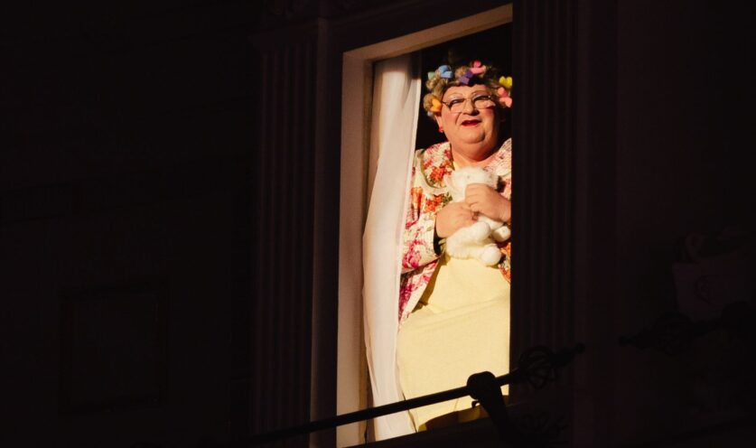 Obraz Główny: „Prezent” | Fot. Marek Zimakiewicz