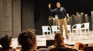 Zagrajcie! Teatralne gry w Międzynarodowy Dzień Teatru