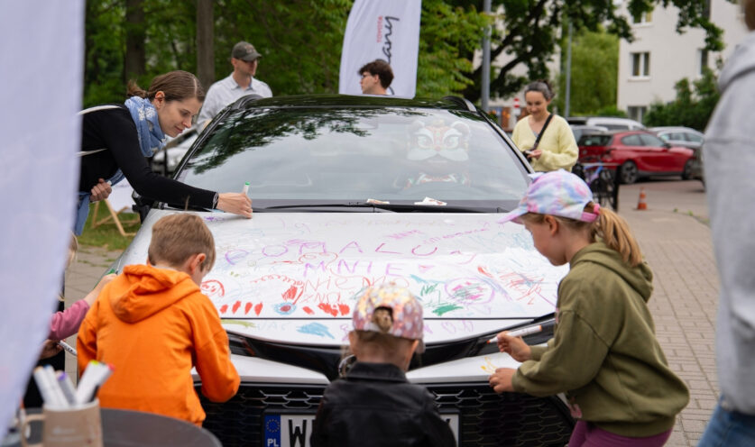 Obraz Główny: Pozytywny piknik sąsiedzki | Fot. Maciej Czerski