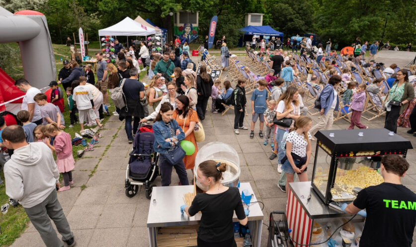 Obraz Główny: Pozytywny piknik sąsiedzki | Fot. Maciej Czerski